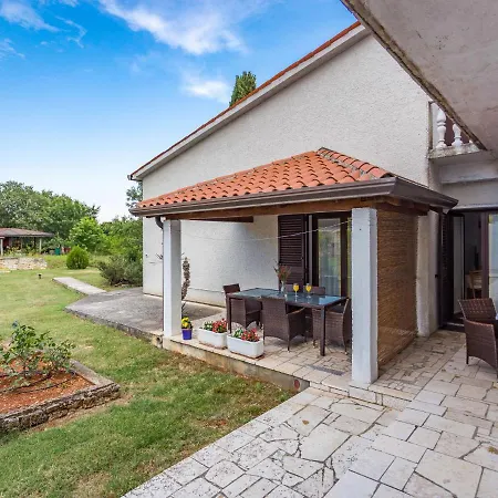 Apartment Tireli - Prc143 By Interhome Poreč